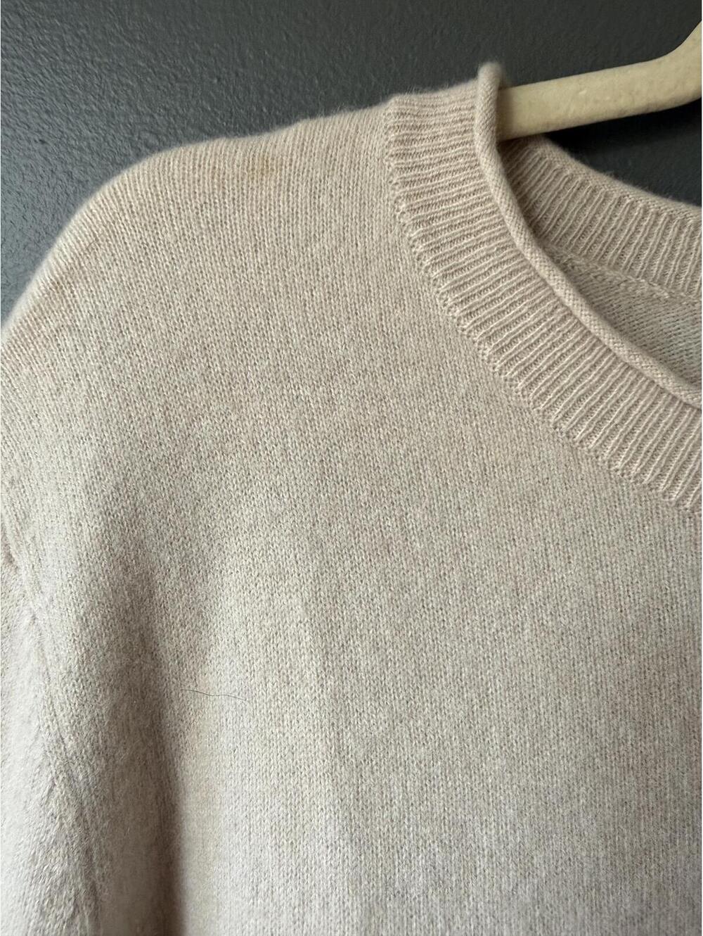 Rachel Zoe 100% Cashmere Crew Neck Sweater - Picture 5 of 9